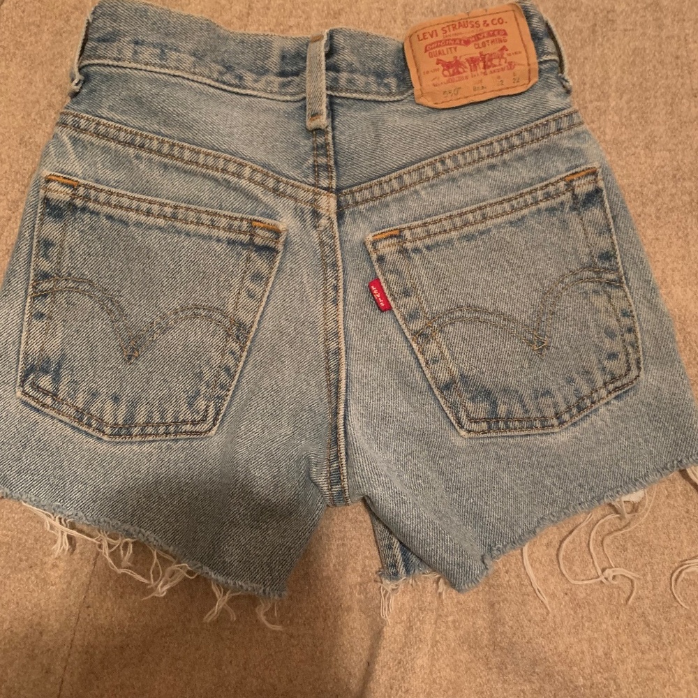 levi relaxed fit 550’ jean shorts